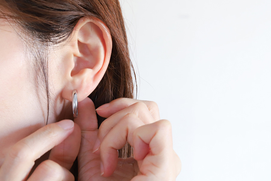 ピアス施術について